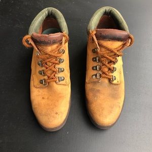 Timberland hiking boots vintage tan leather laceup